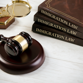 SIẾT CHẶT XÉT DUYỆT DI TRÚ: USCIS RÀ SOÁT TOÀN BỘ HỒ SƠ BAO GỒM NHỮNG HỒ SƠ ĐÃ NỘP TRONG QUÁ KHỨ